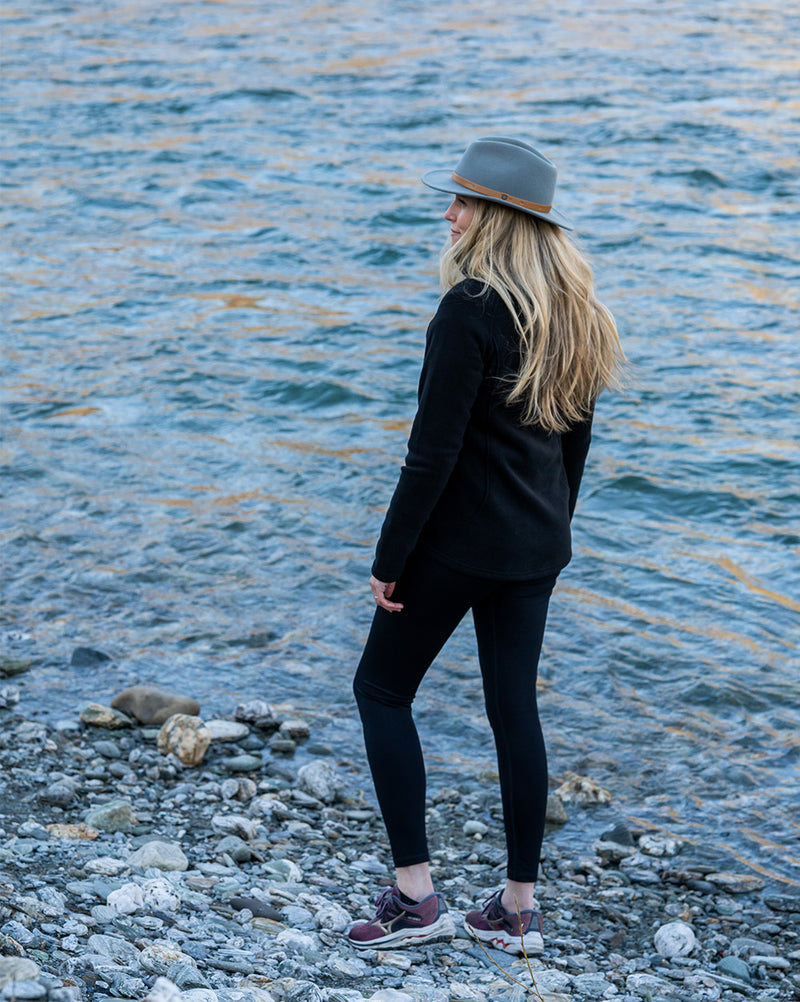 Avoir Jacket in Black